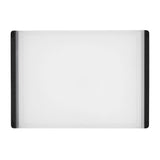 OXO Skärbräda – Robust, knivvänlig plastbräda med saftkanal Carvallo