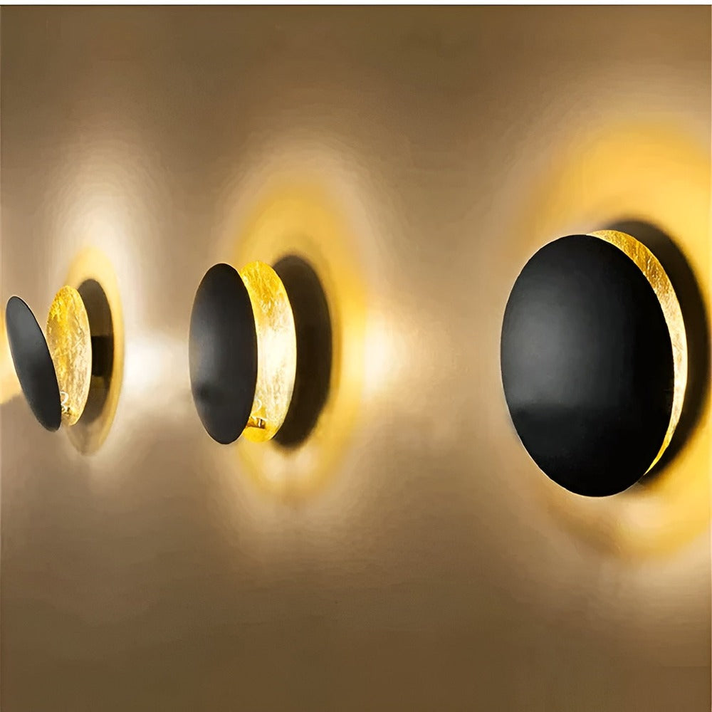 LunaBeam - 360° Roterbar LED Vägglampa för en Tidlös Atmosfär Hemnix