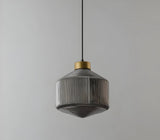 Aurelia Prism Pendellampa – Räfflad Glas Taklampa i Vintage Modern Stil Hemnix