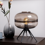 LumiBase – Stabil Bordslampa med Glaskupa Hemnix