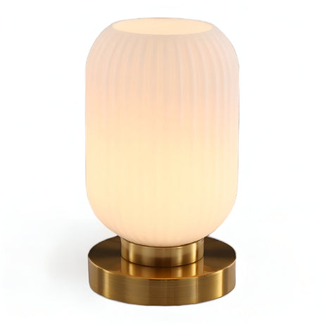 LumoRib – Elegant Bordslampa med Ribbade Glasdetaljer Hemnix