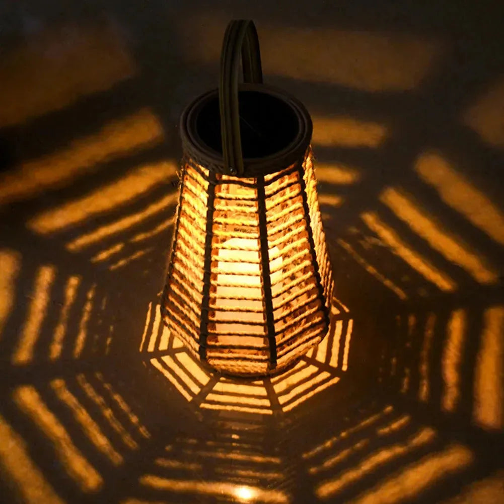 Carvallo - Elegant Soldriven Rattanlampa För Utomhus Charm Carvallo