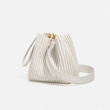 Läder axelväska för damer – Högkvalitativ bucket-väska, Mjuk och tidlös Carvallo