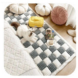 Pawsguard - Stor Rutigt Fyrkantig Husdjursmatta Säng Sofföverdrag Carvallo