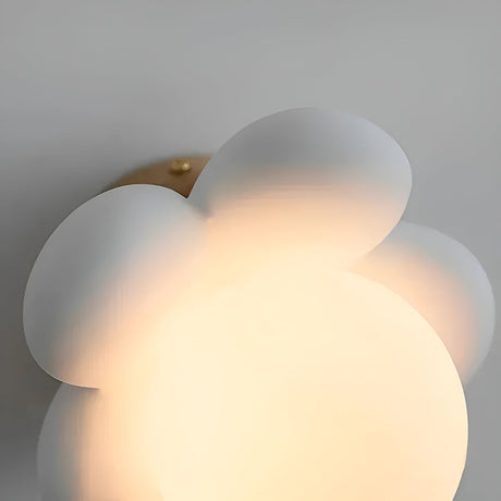 Blomform - Vägglampa i Cream - Dekorativ & Varmt Ljus för Vardagsrum eller Sovrum Carvallo