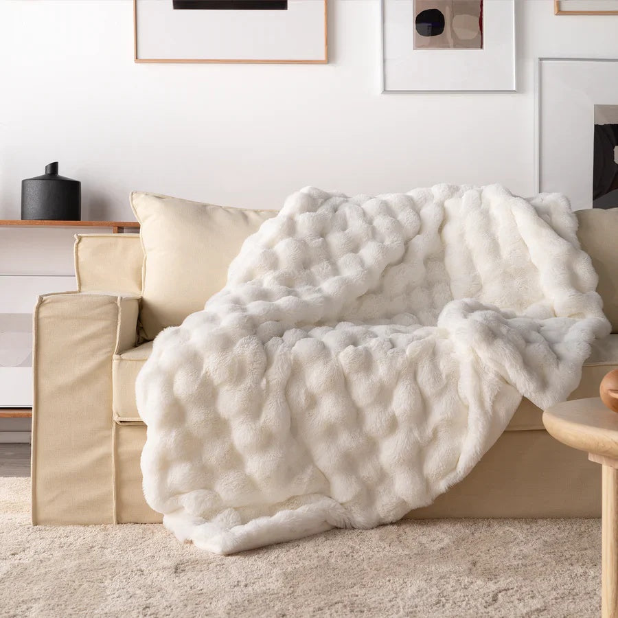 Deluxe Rabbit Faux Fur Throw – Perfekt för Soffa eller Säng Carvallo