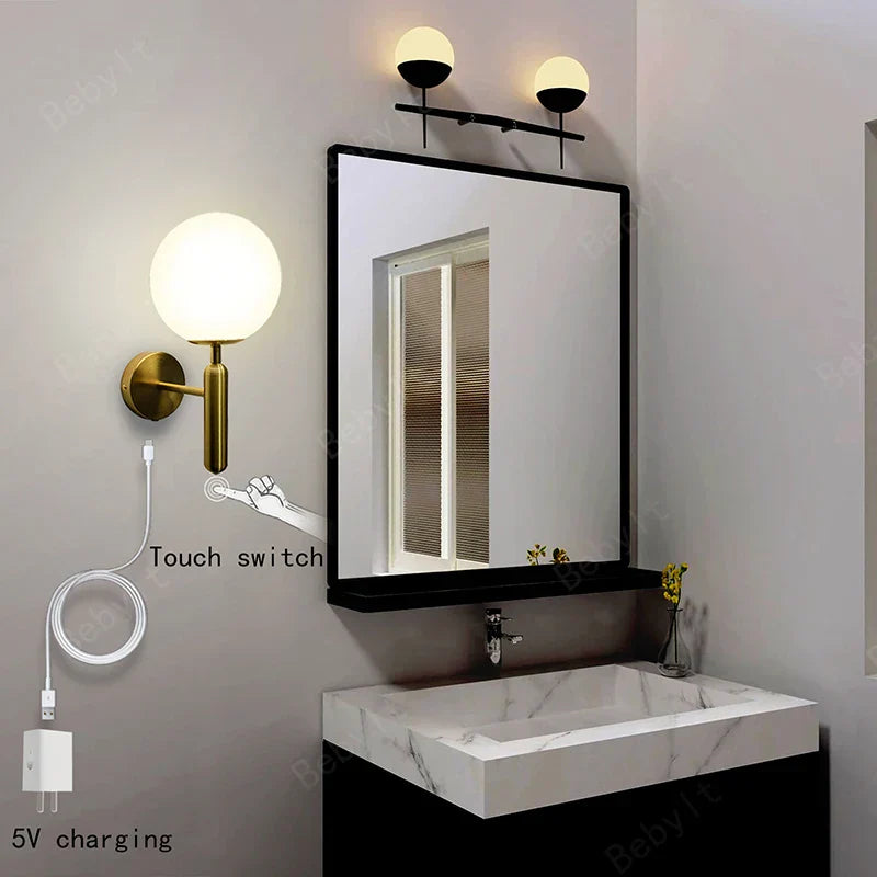 Royallure Touch Control Charging LED Vägglampa Trådlös Tri-Färg Dimmbar Sänglampa Carvallo