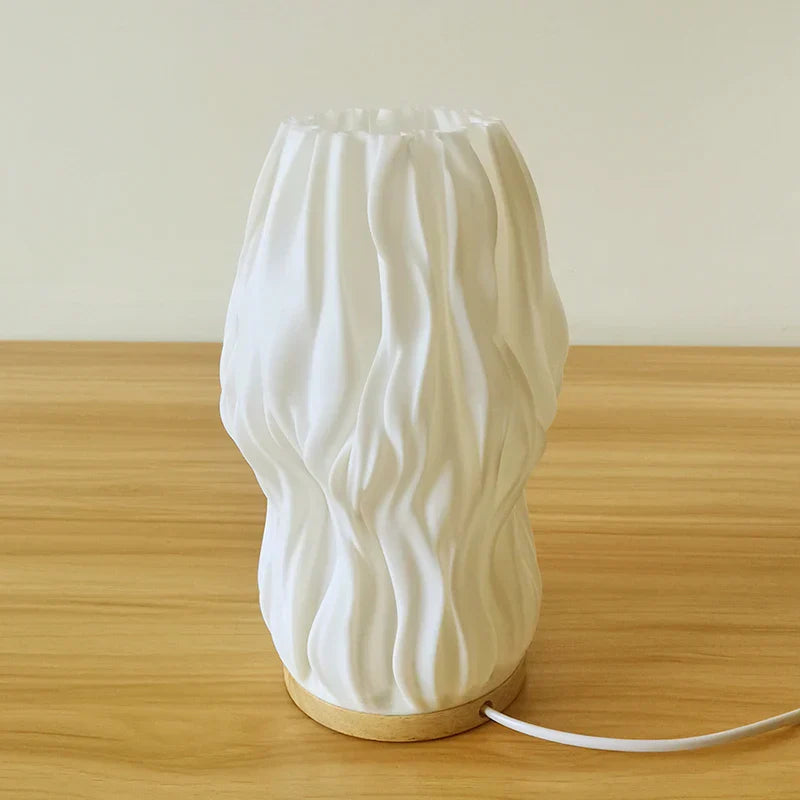 3D Utskriven Skrivbordslampa – Stilig Bordslampa för Sovrum, Kafé eller Studieområde Carvallo