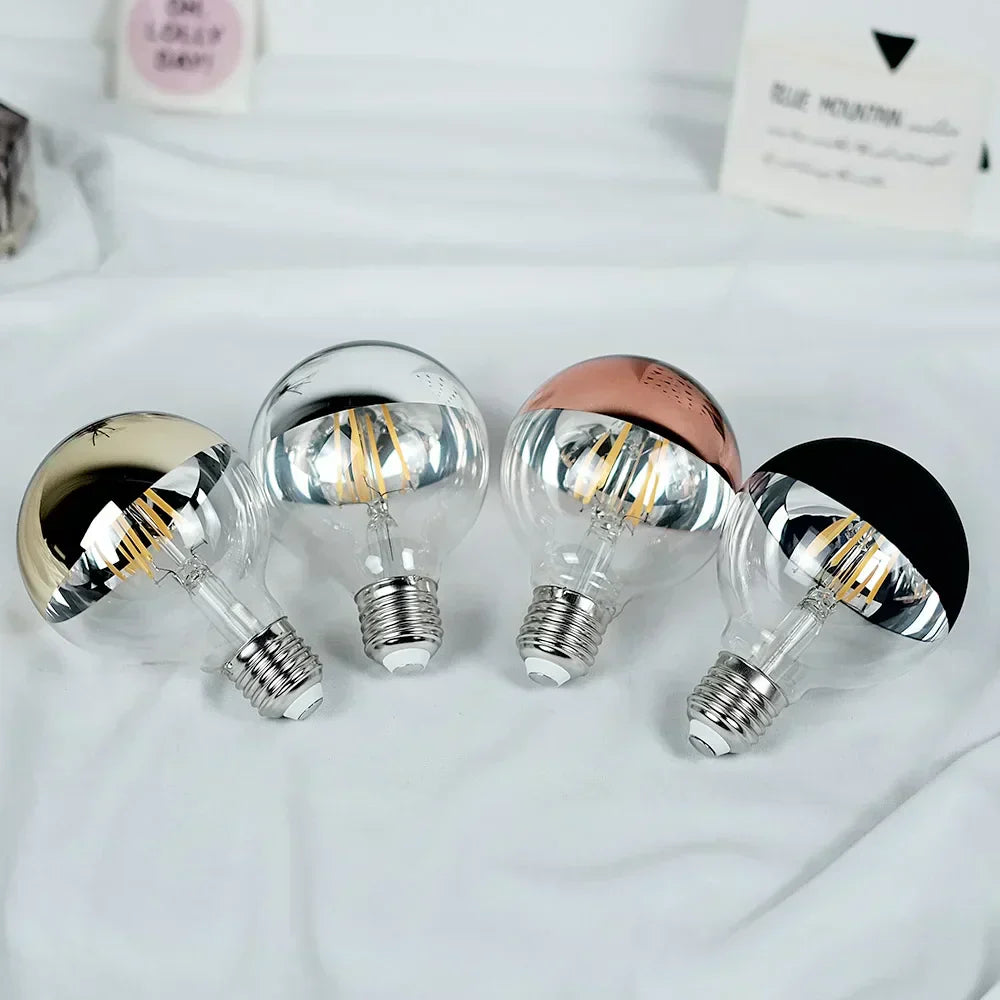 RetroGlow - Vintage LED Bordslampa med Träbas, Dimmbar och Varm Ljus Carvallo