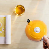 Royallure Isolerad Elektrisk Vattenkokare – Snabbkokning, Automatisk Avstängning, Koka-Torra Säkerhet, Färgglad Design Carvallo