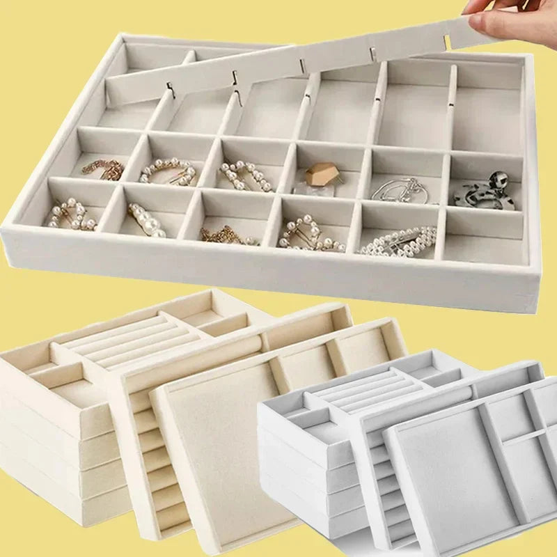 Carvallo smyckeslåda | Kompakt & Elegant | Samt-display med förvaring | För ringar & örhängen Carvallo