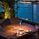 Elegant LED-bordslampa Carvallo