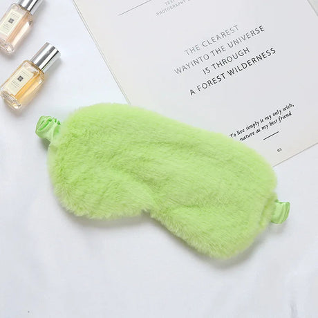 Fluffig sömnmask – Ljusblockerande komfort för avslappnade nätter MILA Sverige