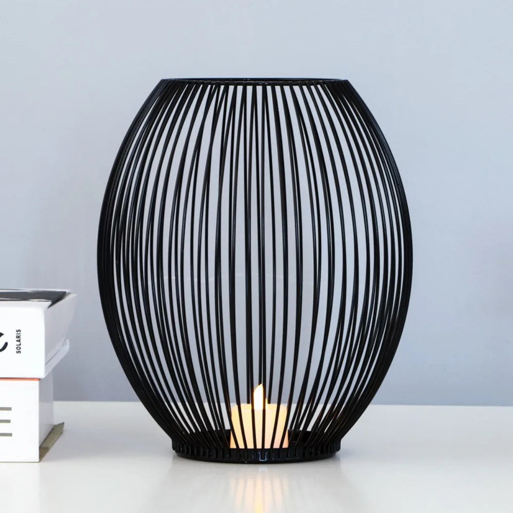 Carvallo – Smidesjärnsljusstake med en tidlös look Carvallo