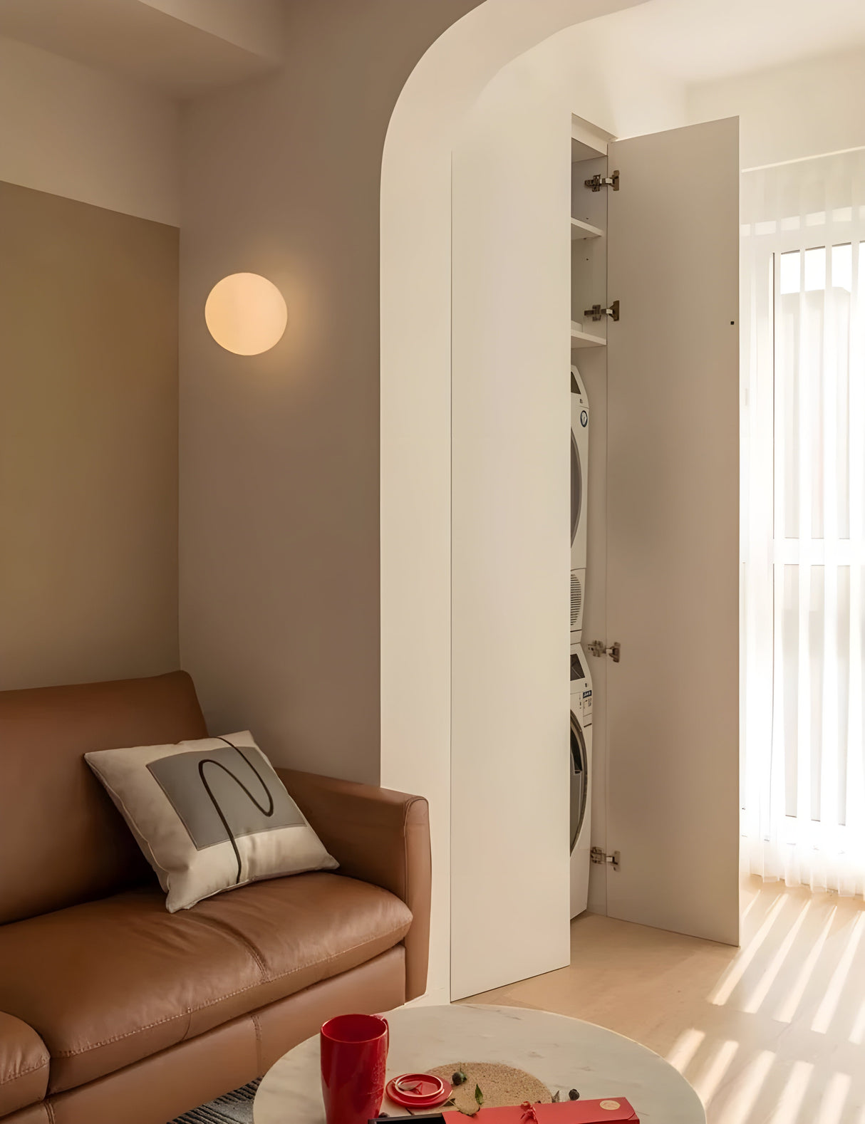 Rund Glas Vägglampa – Modern LED Lampa för Vardagsrum eller Hall Carvallo