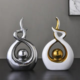 Modern keramikskulptur för stilfull heminredning och estetisk appell Carvallo