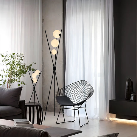 Mila Golvlampa – Stilren Minimalistisk Lampa med Måndesign Hemnix