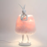 FluffRabbit Lampa - Elegant Kaninbordslampa med Fjäder Carvallo
