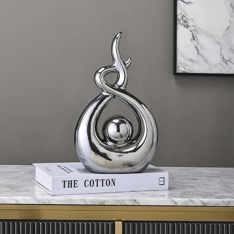 Modern keramikskulptur för stilfull heminredning och estetisk appell Carvallo