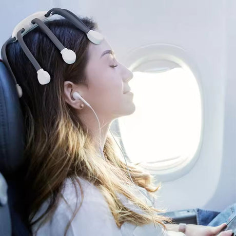 Royallure Elektrisk Huvudmassager – Migränlindring, Huvudbottenstimulator, Trådbunden & USB-ström Carvallo