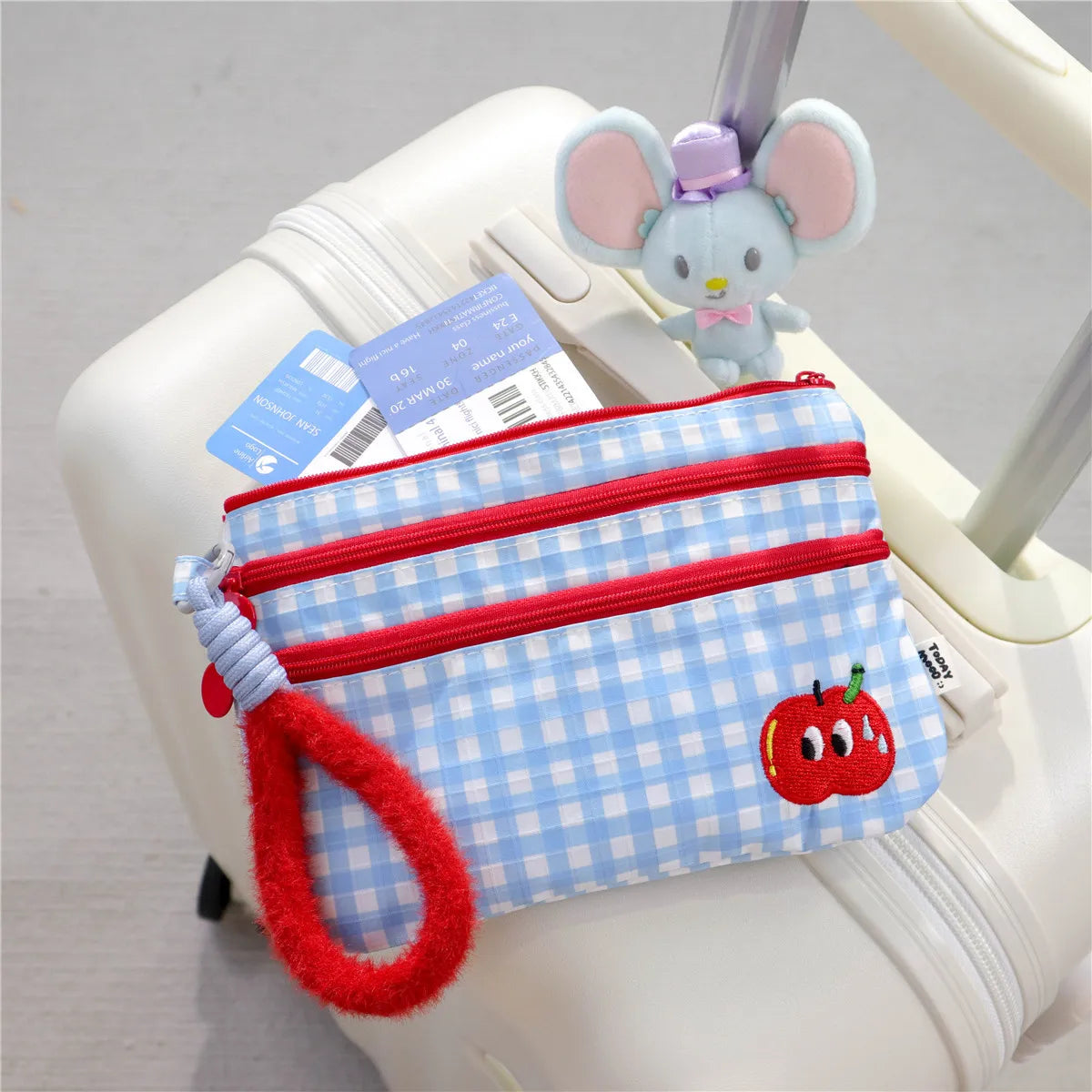 Carvallo SafePort passhållare med RFID-skydd | Vattentålig & Mångsidig | För kort, biljetter & resehandlingar Carvallo