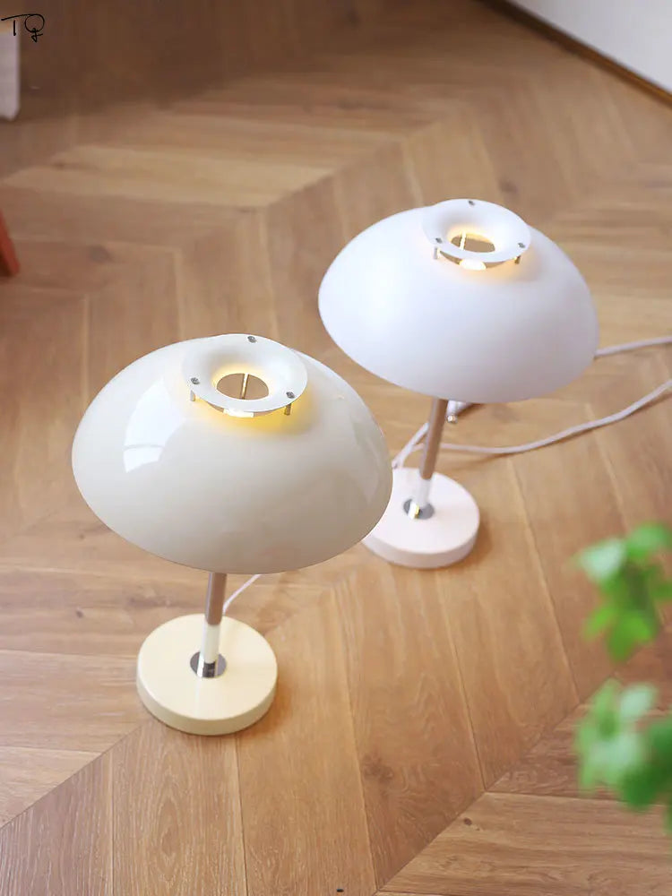 RetroLine Bordslampa – Modern Bauhaus Lampa Hemnix