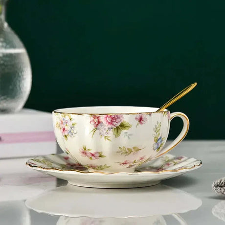 Luxury Bone China Coffee Cup – Utsökt porslinshantverk MILA Sverige