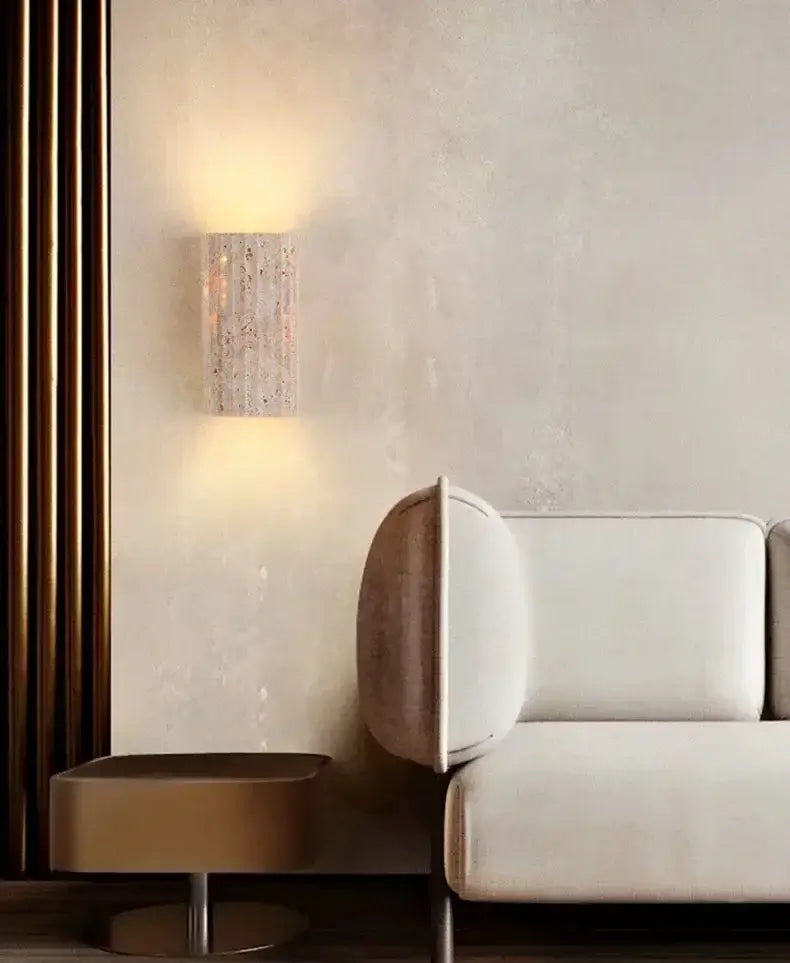 Royallure Natursten Vägglampa – LED Varm Glöd, Unik Stentextur, Lätt Montering Carvallo