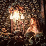 SkulloSpine – LED kranielampa med ryggrad detaljer för mörk dekorativ stil Carvallo