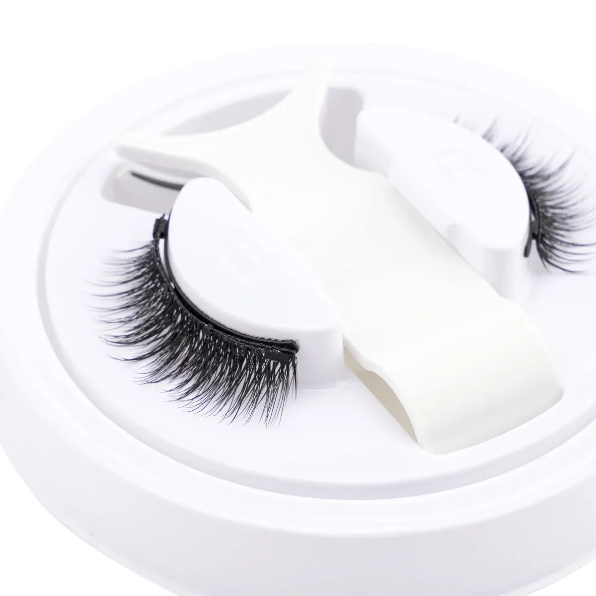 Carvallo Vipper MagneLure Set | 1 Par Återanvändbara Fake Lashes + Carvallo Pincett | Hantverk & Naturlig Carvallo