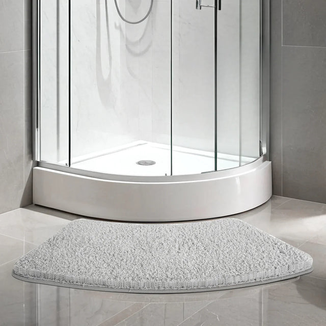 Carvallo – Rundad halkfri badrumsmatta för komfort och stil Carvallo