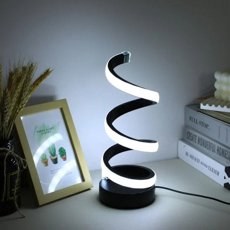 Moderna spiral-LED-bordslampa Carvallo