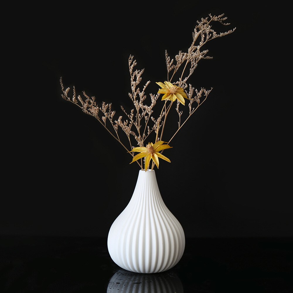 ScandiBloom - Minimalist Nordic vases for elegant and modern decor Carvallo