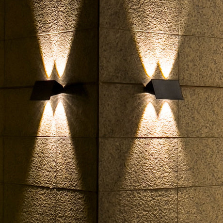 Carvallo-Vägglampa LumoGuard | Med rörelsesensor | Väderbeständig IP65 | LED Varm-/Kallvit | För utomhusområden Carvallo