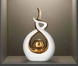 Modern keramikskulptur för stilfull heminredning och estetisk appell Carvallo