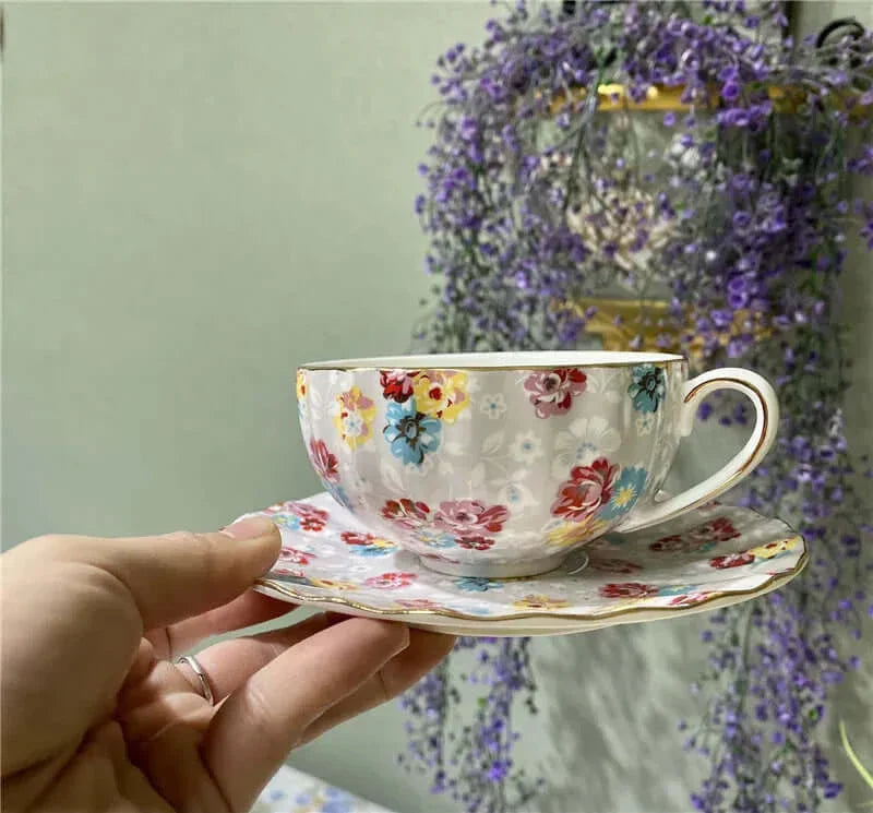 Luxury Bone China Coffee Cup – Utsökt porslinshantverk MILA Sverige