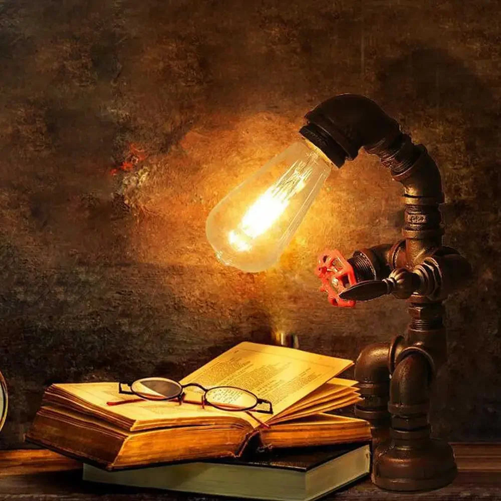 Royallure Steampunk Robot Pipe Table Lamp – Industriell Järnskulptur med E27-sockel Carvallo