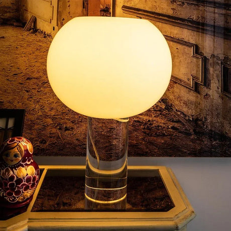 RoyalGlow - Elegant Vintage Bordslampa med LED-belysning Carvallo