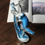 Carvallo - Elegant dansskulptur med flytande linjer och dynamisk form Carvallo