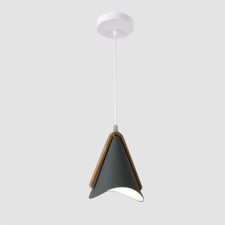 NovaLume – Modern taklampa med elegant, minimalistisk design och praktisk funktionalitet Carvallo