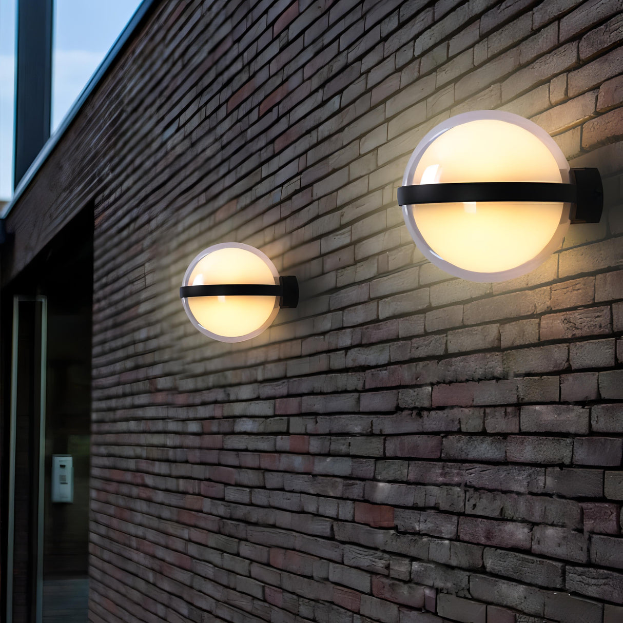 Caspian - Modern 10W Rund LED Utomhus Vägglampa IP65 Carvallo