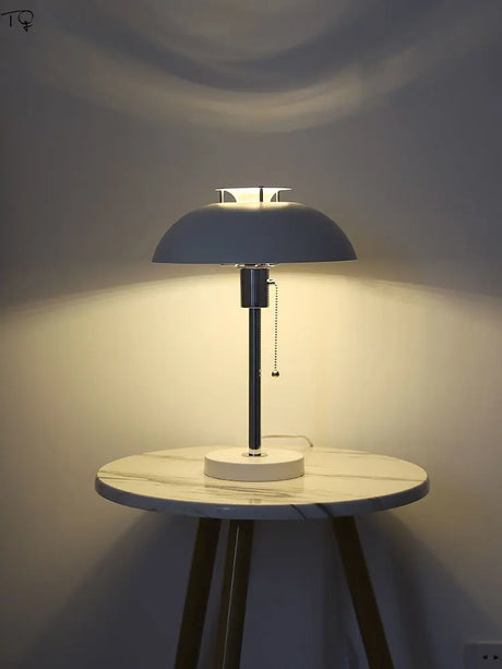 RetroLine Bordslampa – Modern Bauhaus Lampa Hemnix