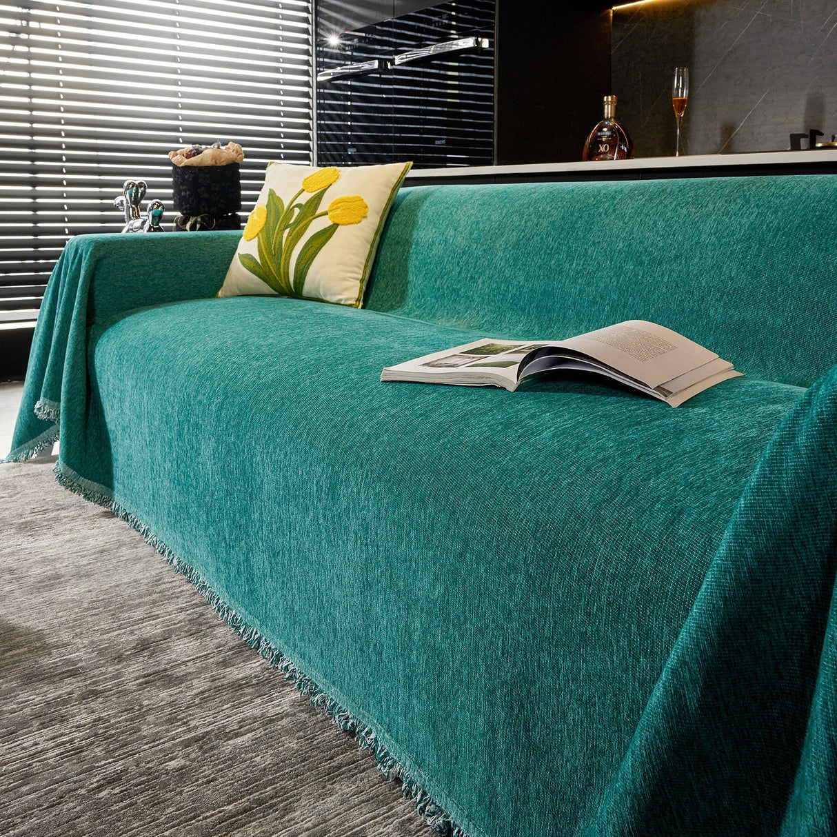 Slät Mocha Sofföverdrag - Modernt, Stilrent & Hållbart Soffskydd Carvallo