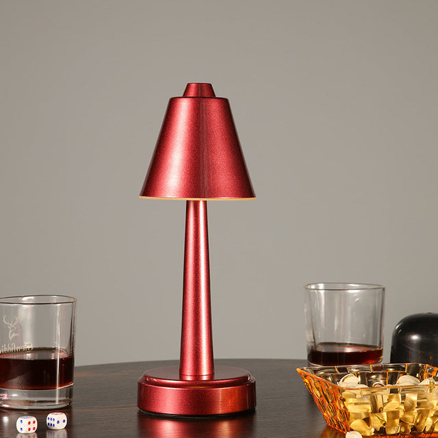 Retro Metal Cone Touch Lamp – USB-driven LED-lampa MILA Sverige