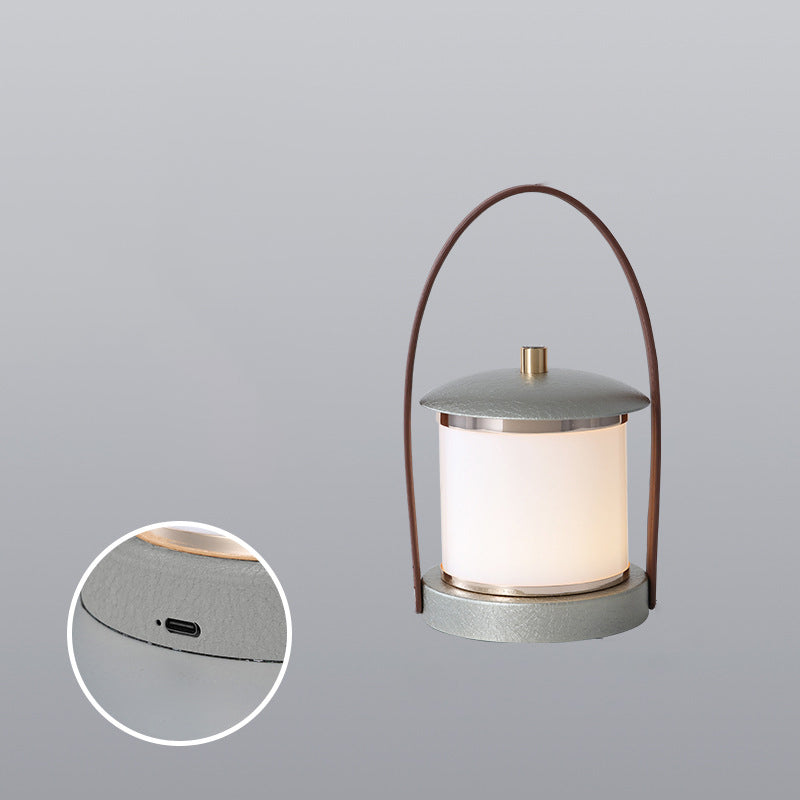 Portable LED Cylinder Lamp – Sleek Leather Look MILA Sverige
