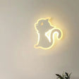 WhiskerGlow LED-vägglampa – lekfull kattinspirerad accent MILA Sverige