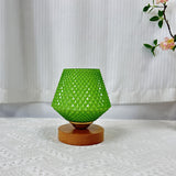 Samtida ribbad glas- och trälampa – konformad design MILA Sverige