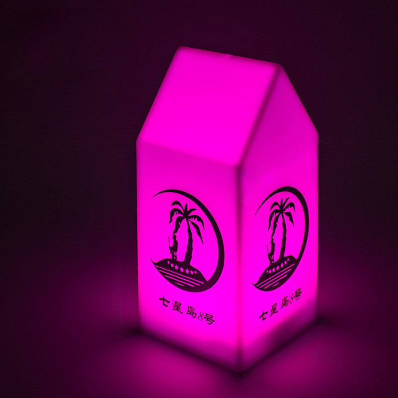 Art Deco LED-bordslampa – elegant hårdvarudesign Save translation MILA Sverige