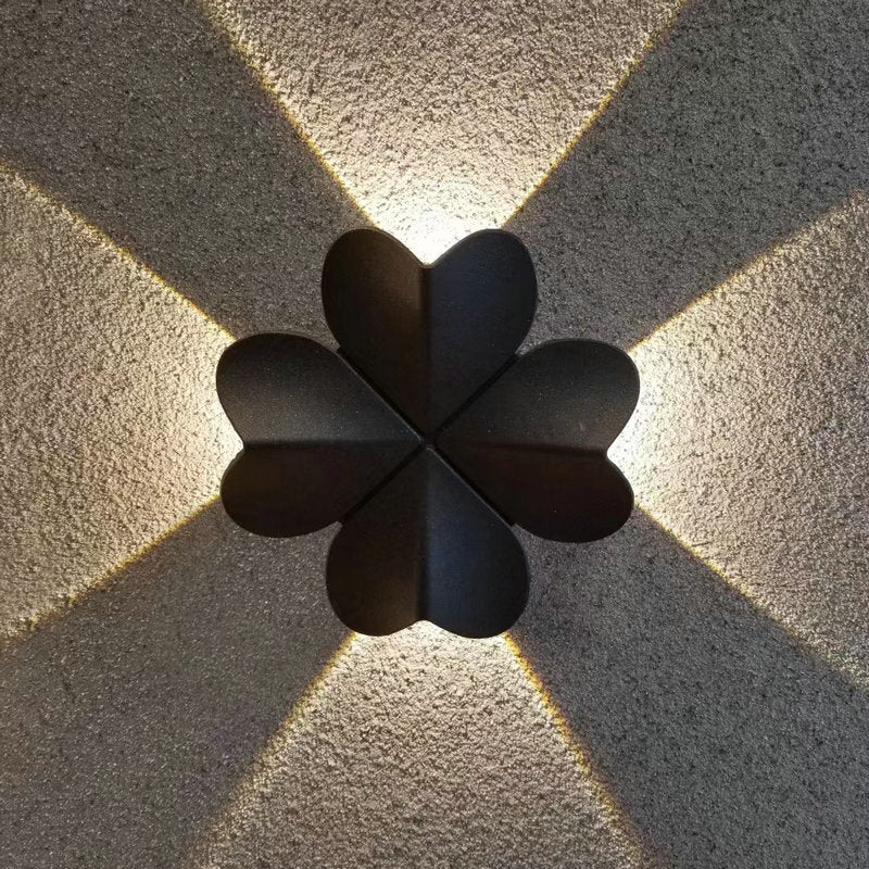 Fyrklöverform för uteplats MILA Sverige