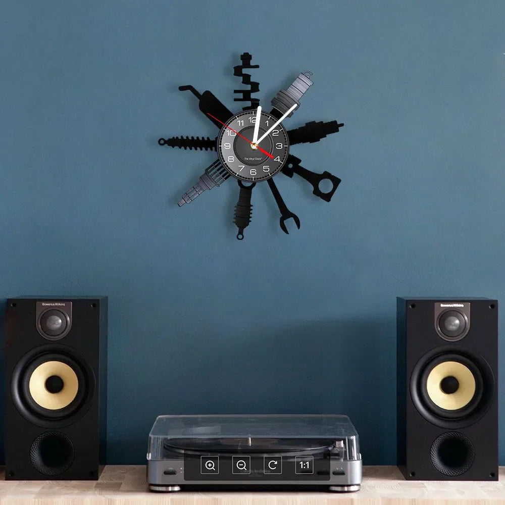 AutoReparation - Vinyl Väggklocka med Modern Garage Design Carvallo